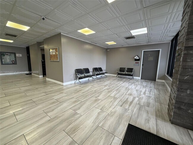 Building Photo - 15600 NW 7th Ave