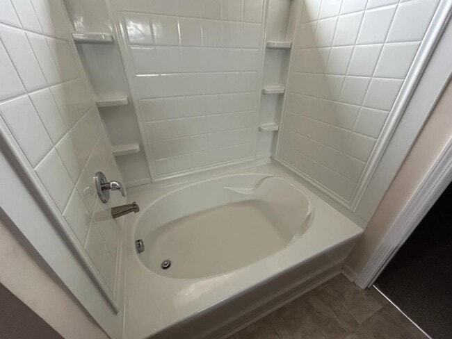 Building Photo - 283 Hampton Park Cir