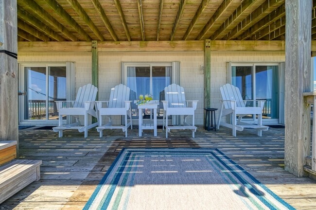 Building Photo - PLAN AND SECURE YOUR WINTER GETAWAY NOW, W...