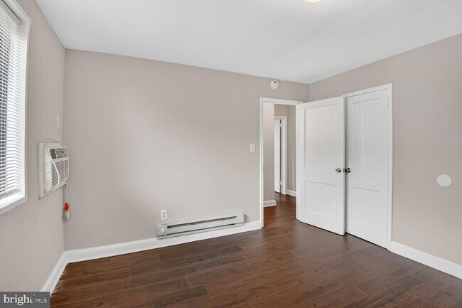 Building Photo - 4430 Martin Luther King Jr Ave SW