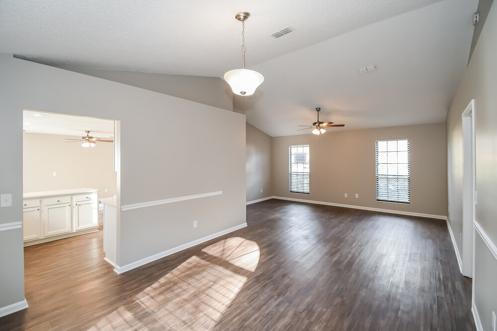 Building Photo - 1464 Rose Hill Dr W