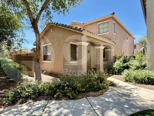 Primary Photo - 3813 E Santa Fe Ln