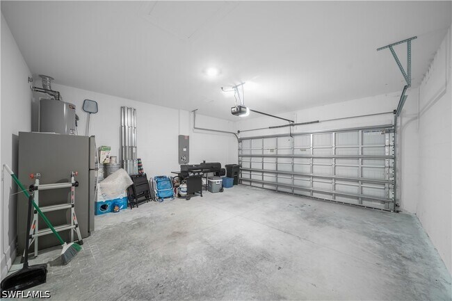 Building Photo - 19649 Aqua View Ln