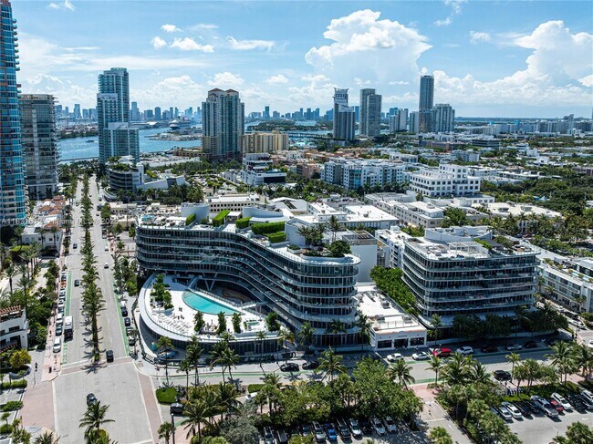 Building Photo - 1 Collins Ave