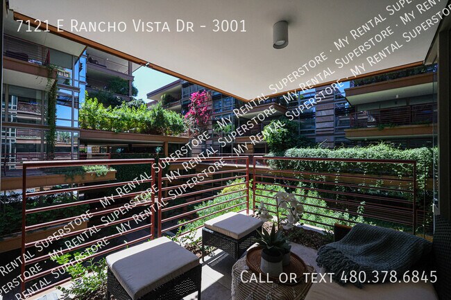 Building Photo - 7121 E Rancho Vista Dr