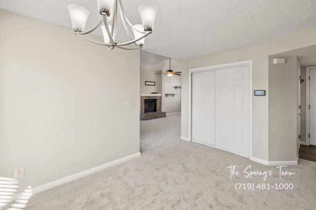 Building Photo - 2770 Richmond Dr