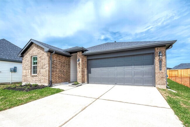 Primary Photo - 1210 Via Del Corso Ln