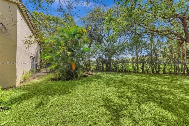 Building Photo - 11050 Nautilus Dr