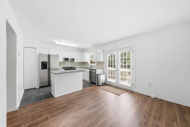 Building Photo - 46733 Woodmint Terrace