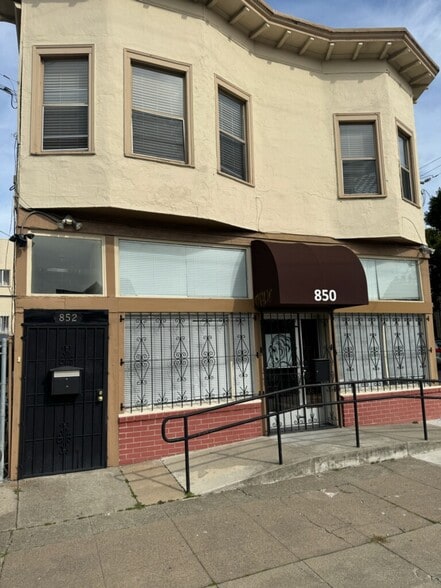 Building Photo - 852 55th St