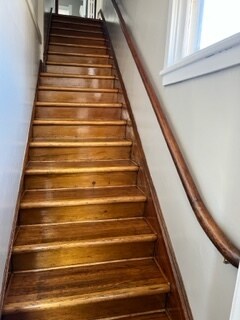 2nd Floor Entry Stairway - 701 Portland Ave