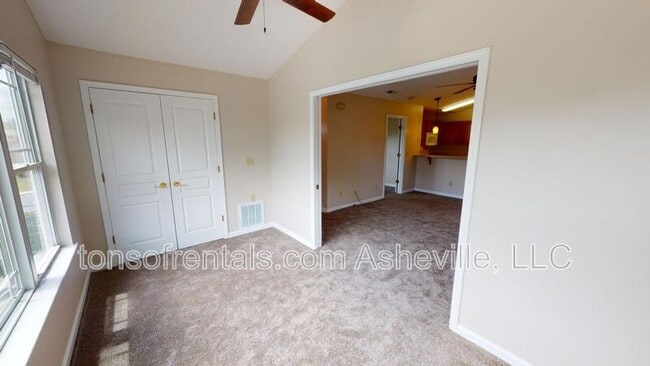 Building Photo - 157 Morningside Ln