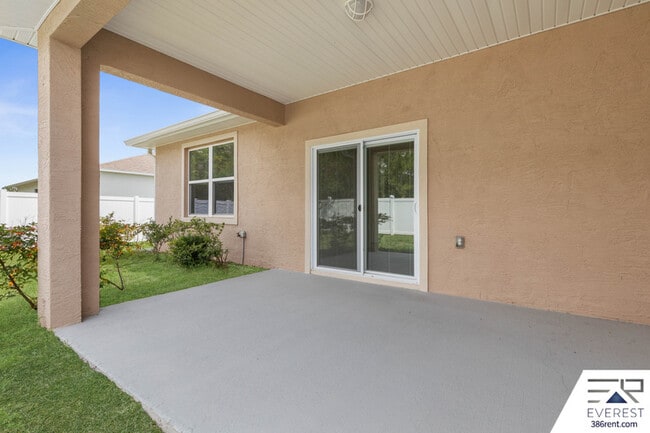 Building Photo - 30 Frenora Ln