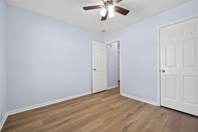 Building Photo - 510 Cypresswood Trce