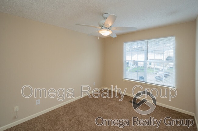 Building Photo - 1934 Live Oak Trce