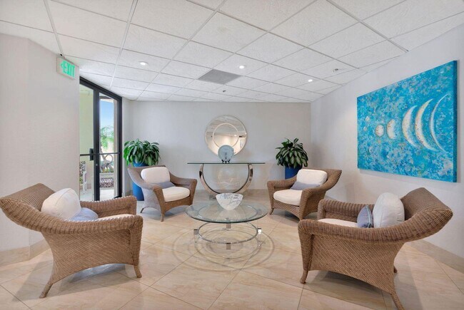 Building Photo - 5420 N Ocean Dr