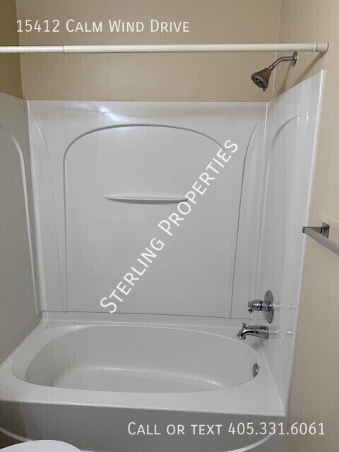 Building Photo - 15412 S Calm Wind Dr