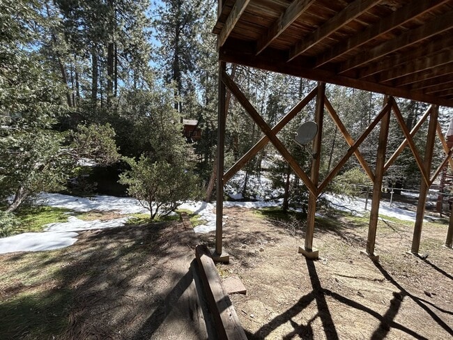 Building Photo - Solar 3 Bd/ 2 Ba. Single-Family Home Rental