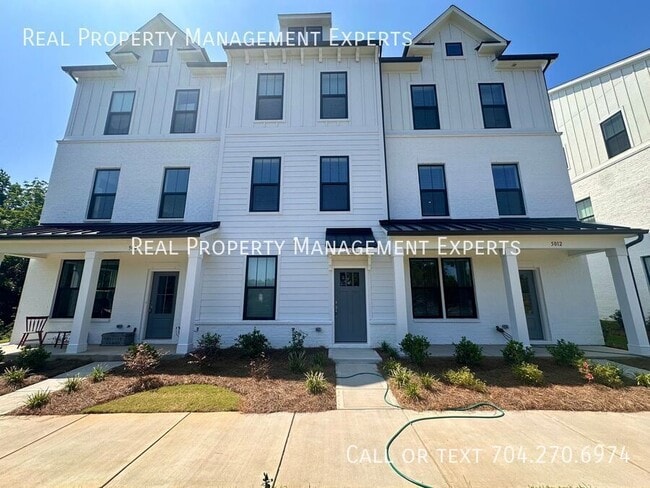 Building Photo - 5008 Layman Dr