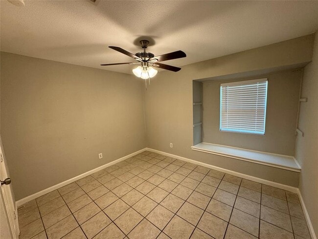 Building Photo - 4906 Caranchua Reef Dr