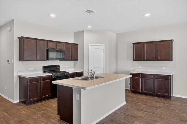 Building Photo - 21311 Orono Hts Trl