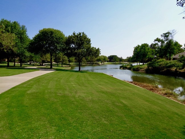 Building Photo - 14800 Enterprise Dr