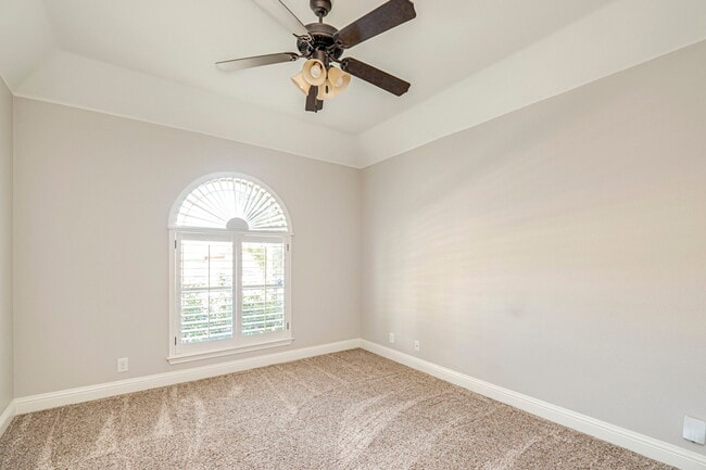 Building Photo - 2903 Savoy Pl