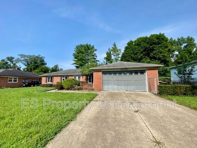 Building Photo - 6110 Munsee Ln