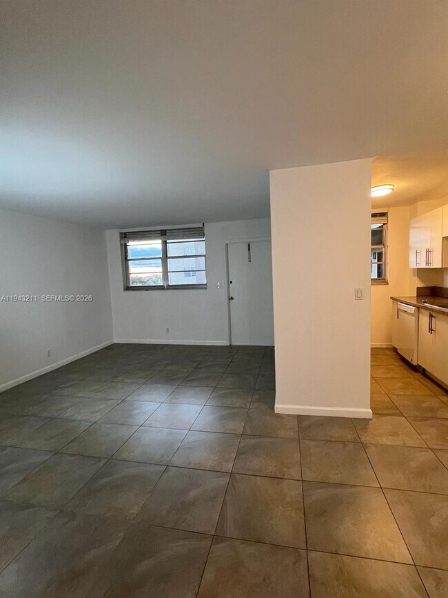 Building Photo - 1811 Jefferson St