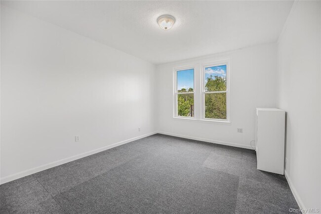 Building Photo - 151 Burhans Ave
