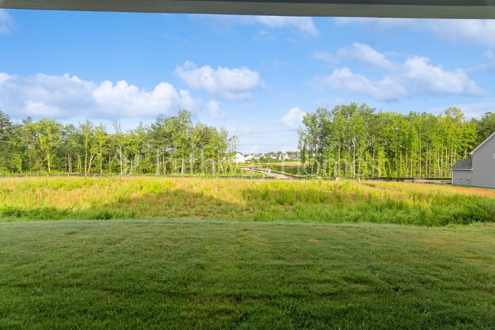 Building Photo - 630 Mackenzie Cv