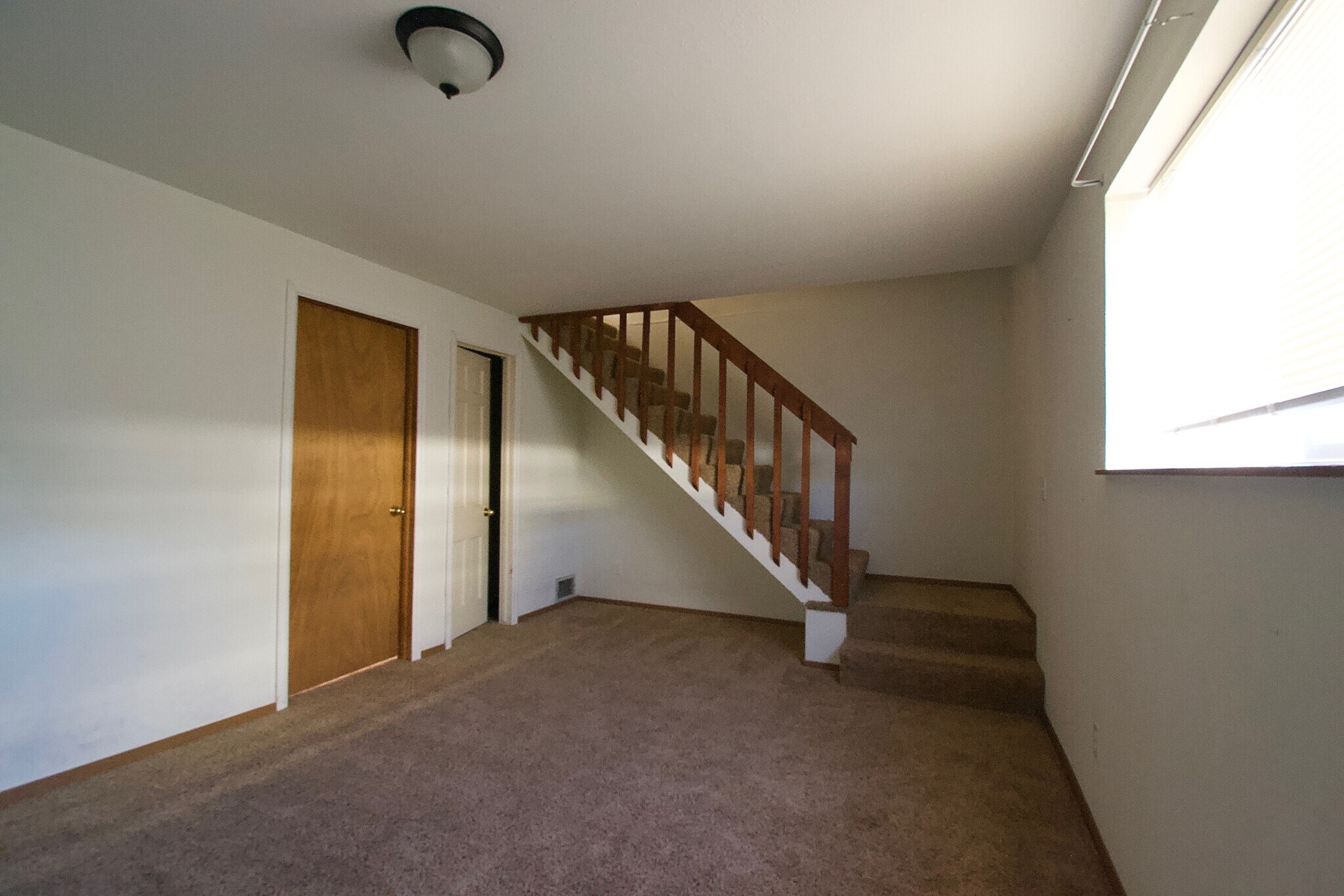 Building Photo - 255 Christiansen Ave, Unit B