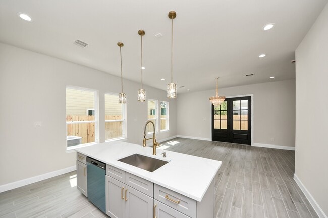 Building Photo - 3110 Dawson Ln