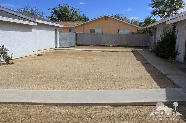 Building Photo - 6348 Hermosa Ave