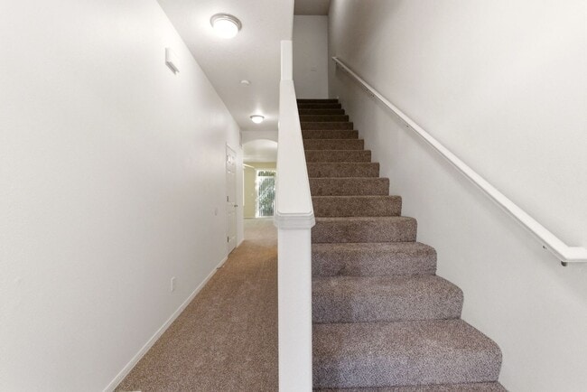 Building Photo - 2322 NW 168th Pl