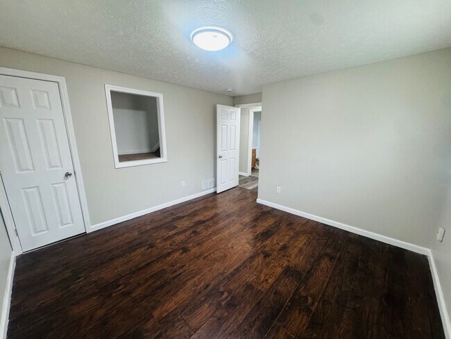 Building Photo - 20151 Crystal