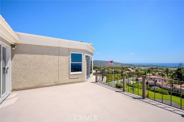 Building Photo - 507 Via Florida