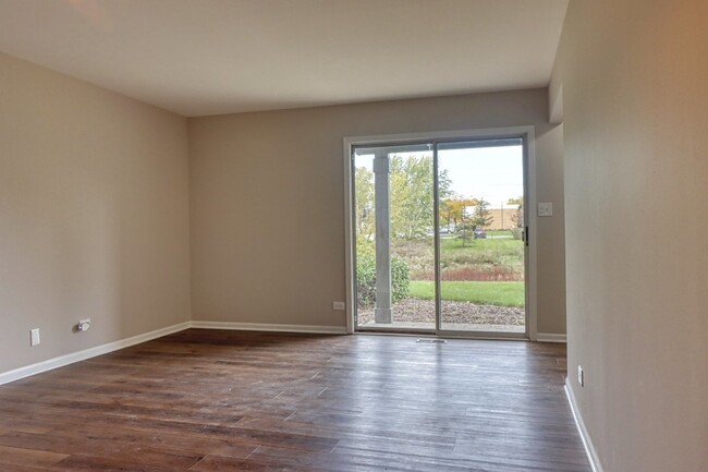 Building Photo - 364 Grissom Ct