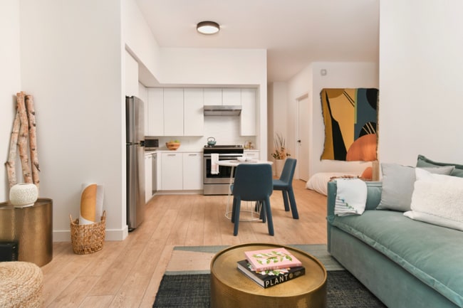 Building Photo - 788 W Madison St