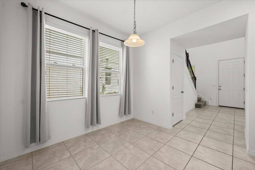Building Photo - 14154 Shocklach Dr