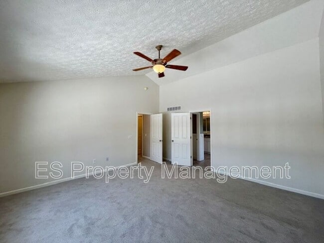 Building Photo - 18258 Benton Oak Dr