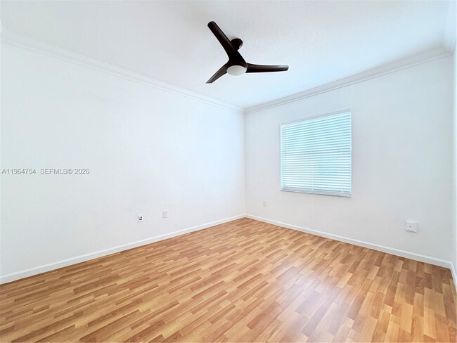 Building Photo - 792 NW 170th Terrace