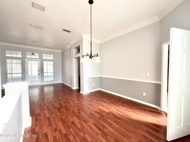 Building Photo - 11411 Kingsley Manor Way