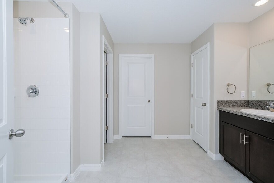 Building Photo - 5524 Rainwood Meadows Dr