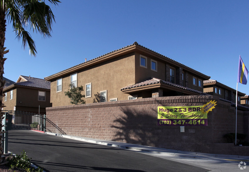 Primary Photo - Spinnaker Village III Townhomes