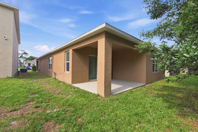 Building Photo - 1732 Shadow Trce Wy