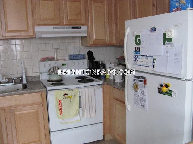 Primary Photo - 1575 Commonwealth Ave
