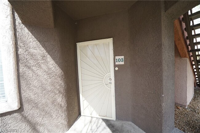 Building Photo - 7704 Himalayas Ave