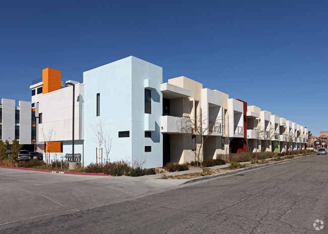 Building Photo - Sagebrush 1
