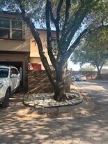 Building Photo - 1148 White Lake Ct